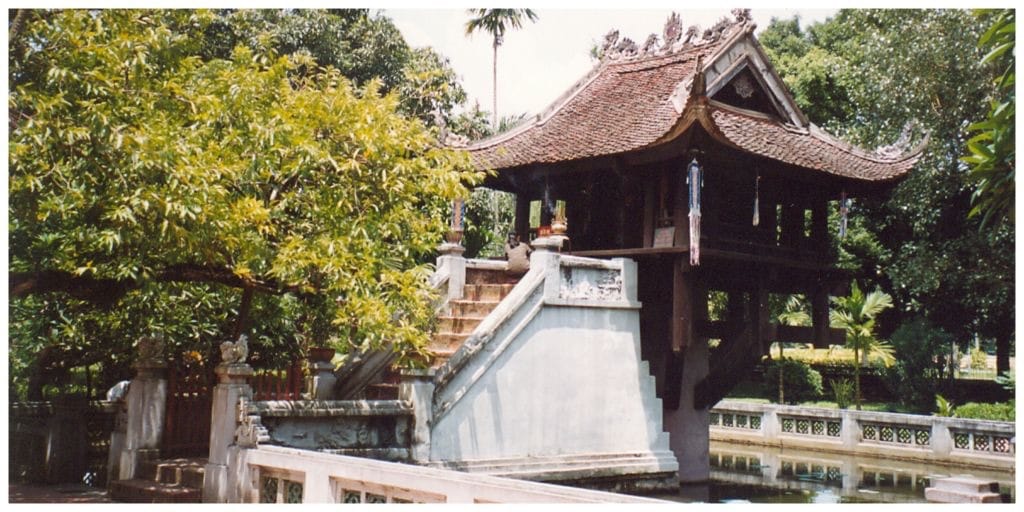 vietnam-highlights-hanoi-one-pillar-pagoda