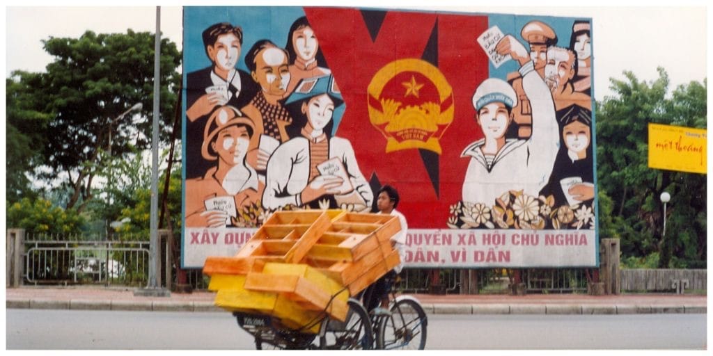 vietnam-highlights-hue-tricycle-billboard
