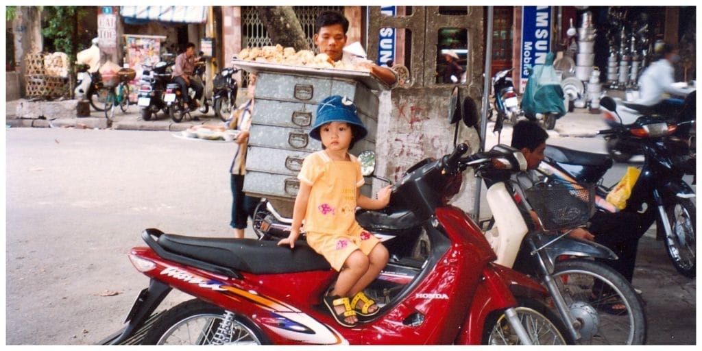 Azie visum Vietnam meisje scooter